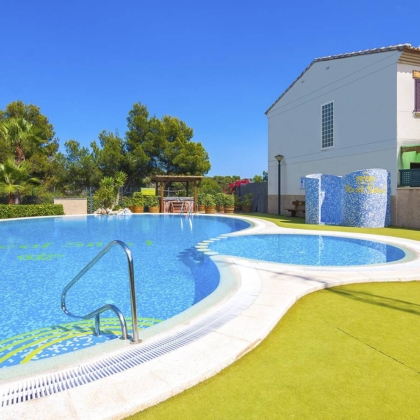 Holiday Accommodation Rentals Calpe - Bungalow GBP136.0